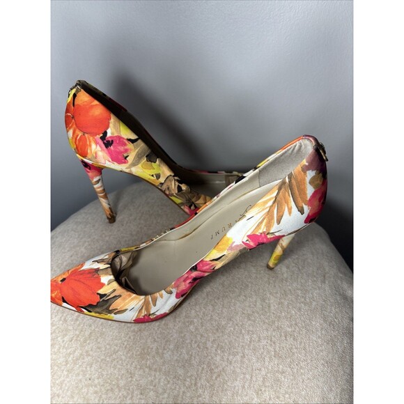 Ivanka Trump Womens slipper Floral Stiletto in Heel Orange Yellow Pump Shoe 8M - Picture 5 of 11